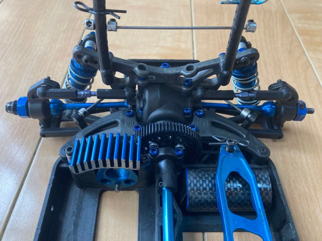 ス*応様 アソシエイテッド　RC10TC3 ファクトリーキット