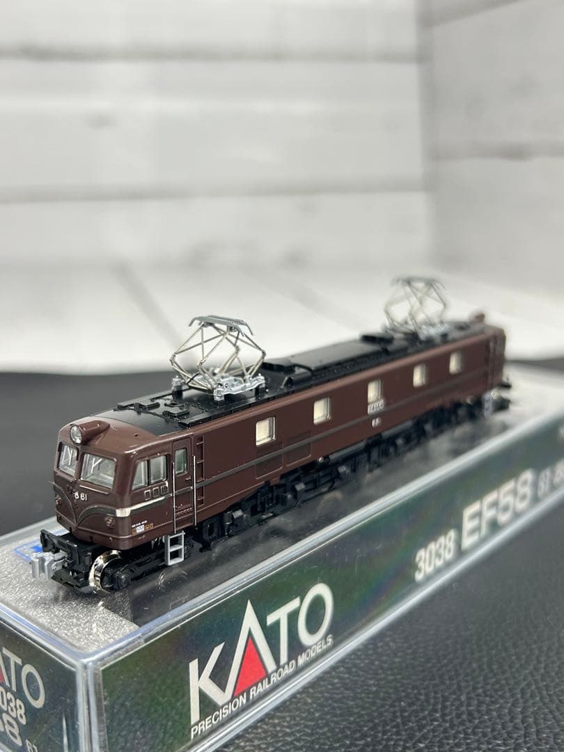 KATO 3038 EF58 61 お召し機 Nゲージ 鉄道模型