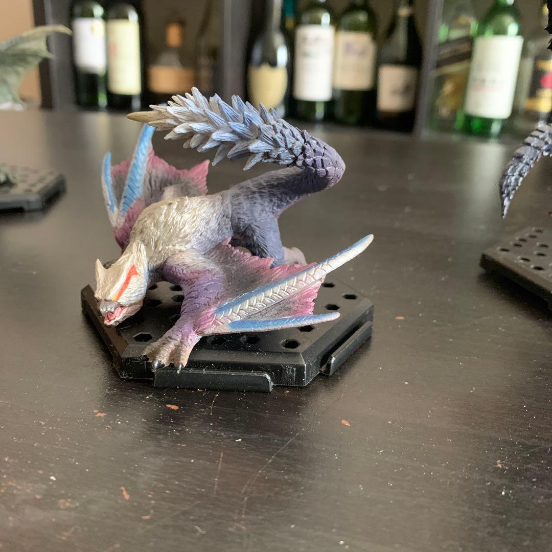 モンハンフィギュア8個まとめ売り