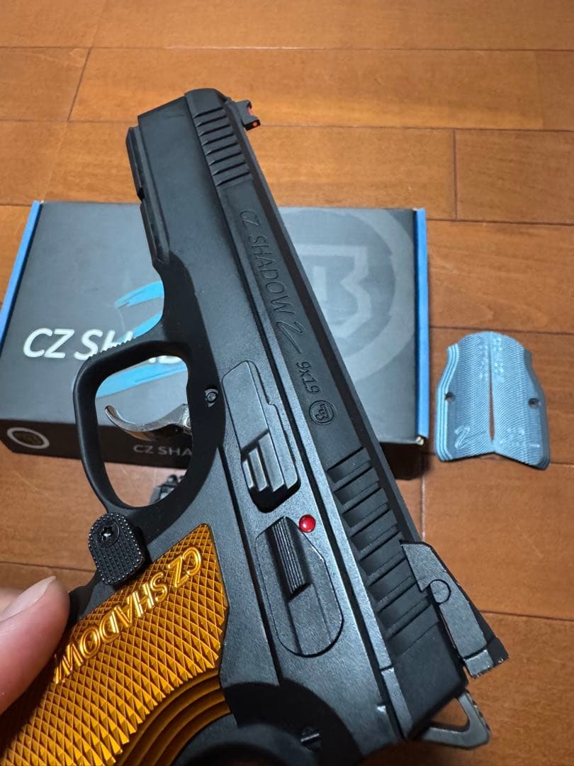 カーボネイト・CZ SHADOW 2 ガスガン ブラック/オレンジ