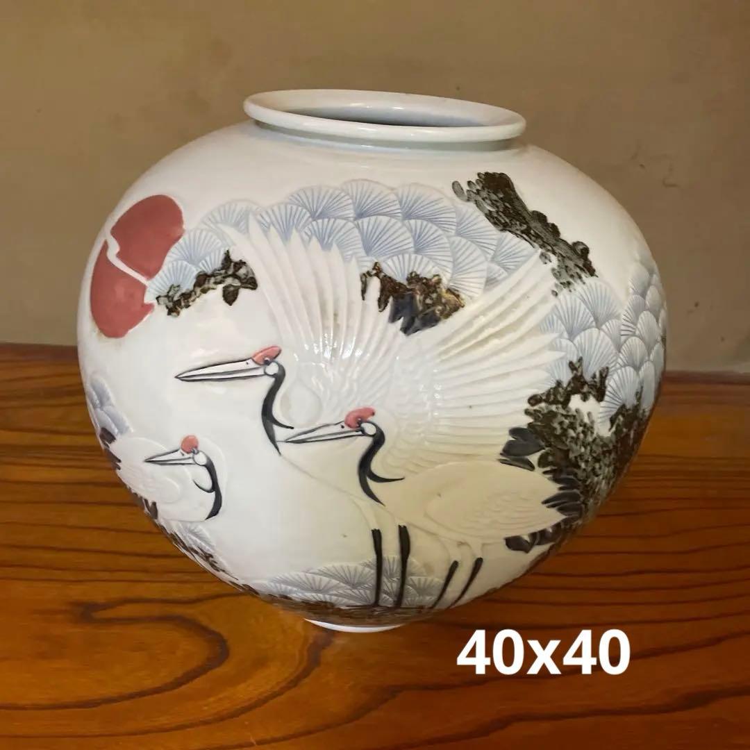高麗白磁の象嵌（ぞうがん）壺　大壺 旭日鶴老松　象嵌壺　40x40