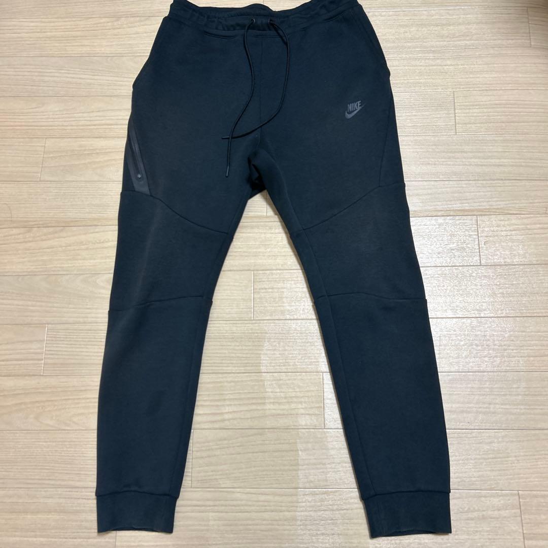 美品 ナイキ テックフリース 上下 セットアップ Lサイズ ブラック 着用5回