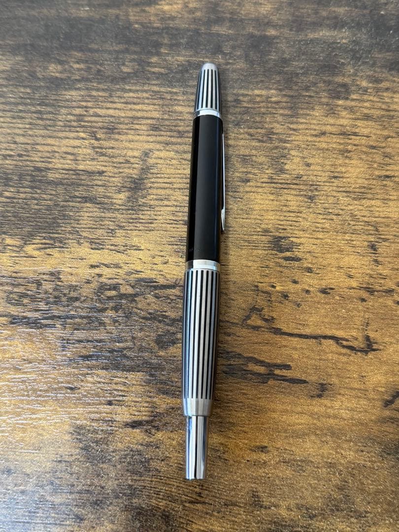 新品未使用　1971年製　キャップレス　蝕刻　ストライプ　14金　万年筆　F