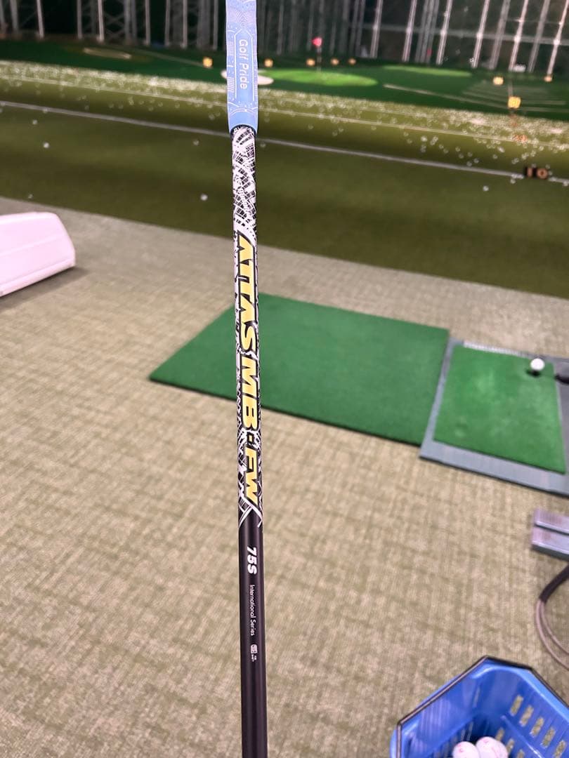 限定価格テーラーメイド　SIM３番ウッド（15°）　アッタスmb fw 75s