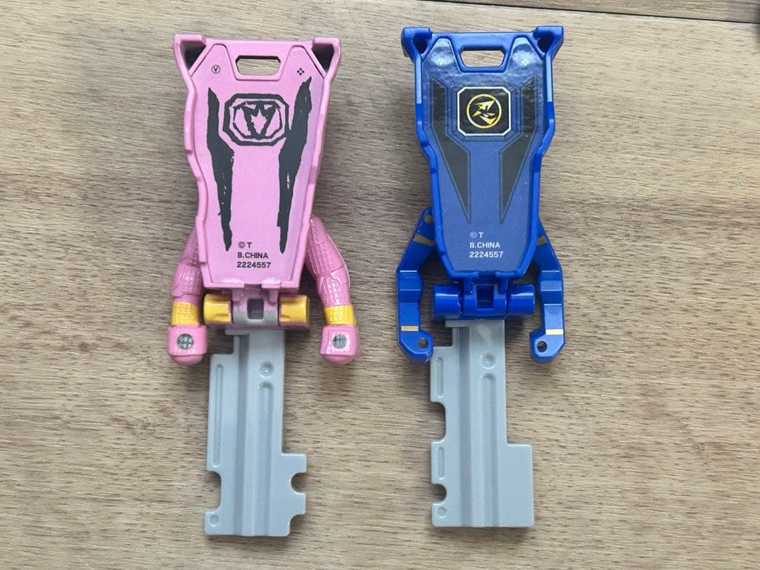 レンジャーキー　アバレピンク＆ニンジャマン