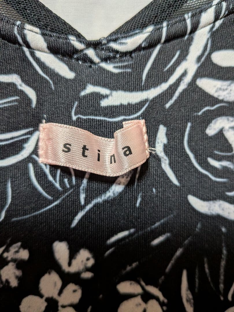 stina レオタード　Ｓサイズ