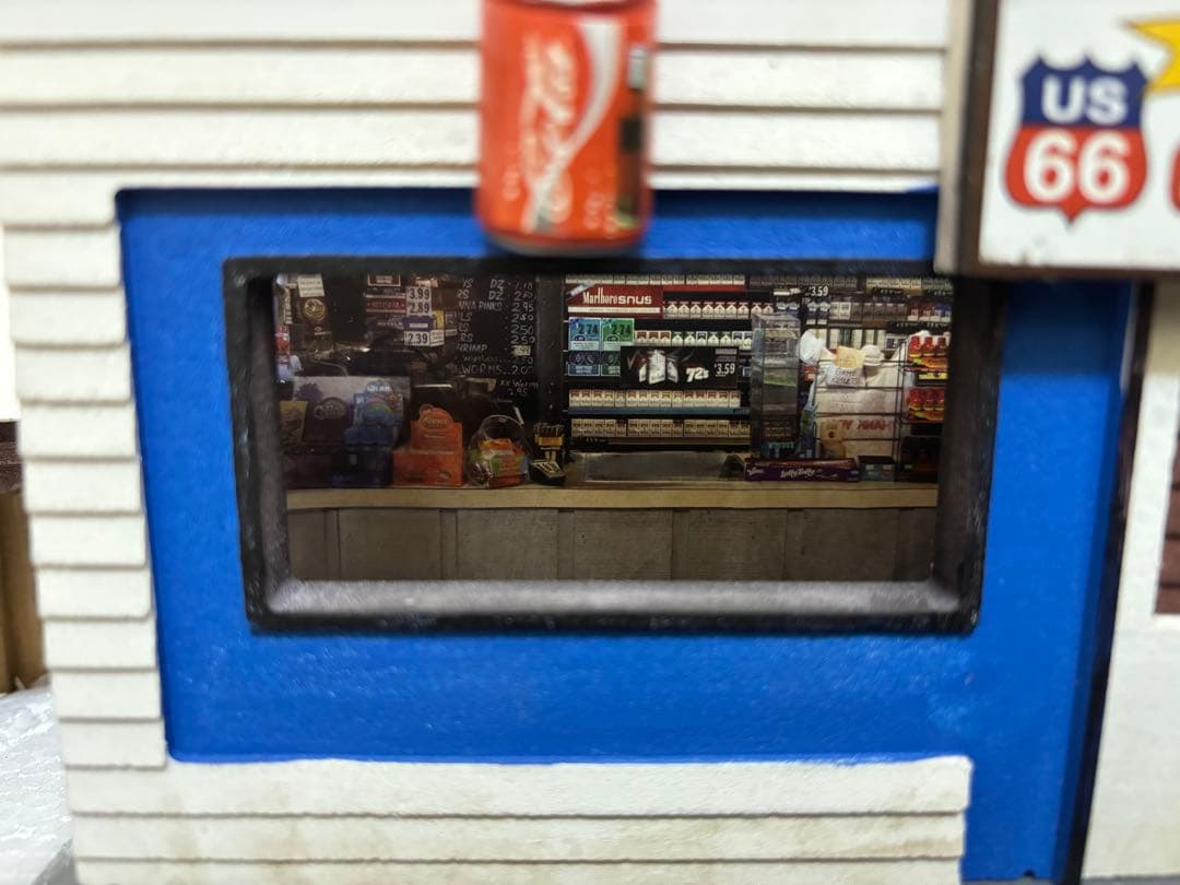 ミニカー American Diorama 1:24 Gas Station Dioram