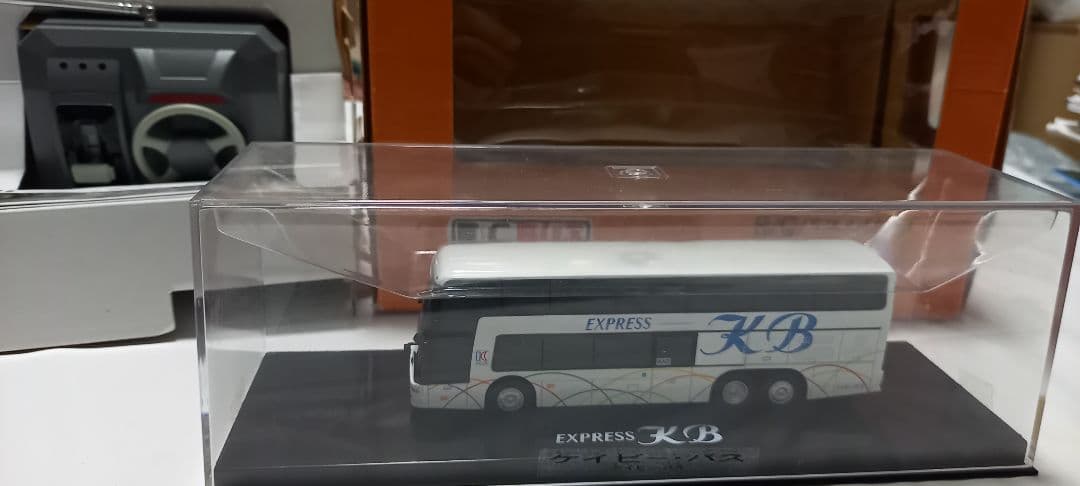 KYOSHO RC BUS 1:80　KBバス