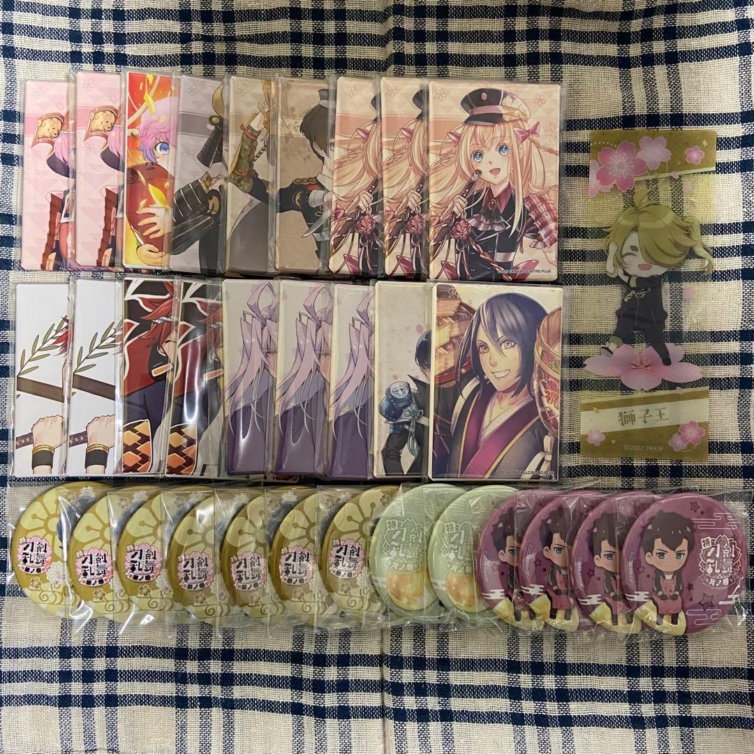 刀剣乱舞　スクエア缶バッジ　花丸　ちびキャラ缶バッジ　加州