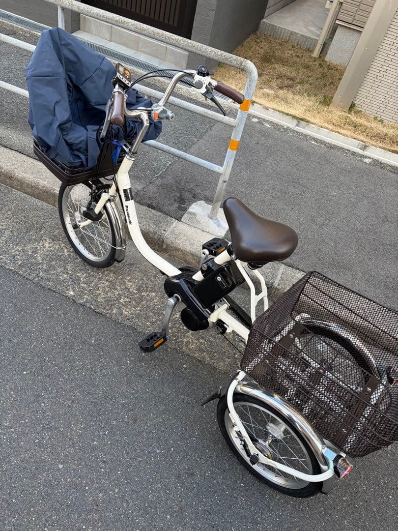【試乗のみ美品】Panasonic ビビライフ 電動アシスト三輪車 大阪市内