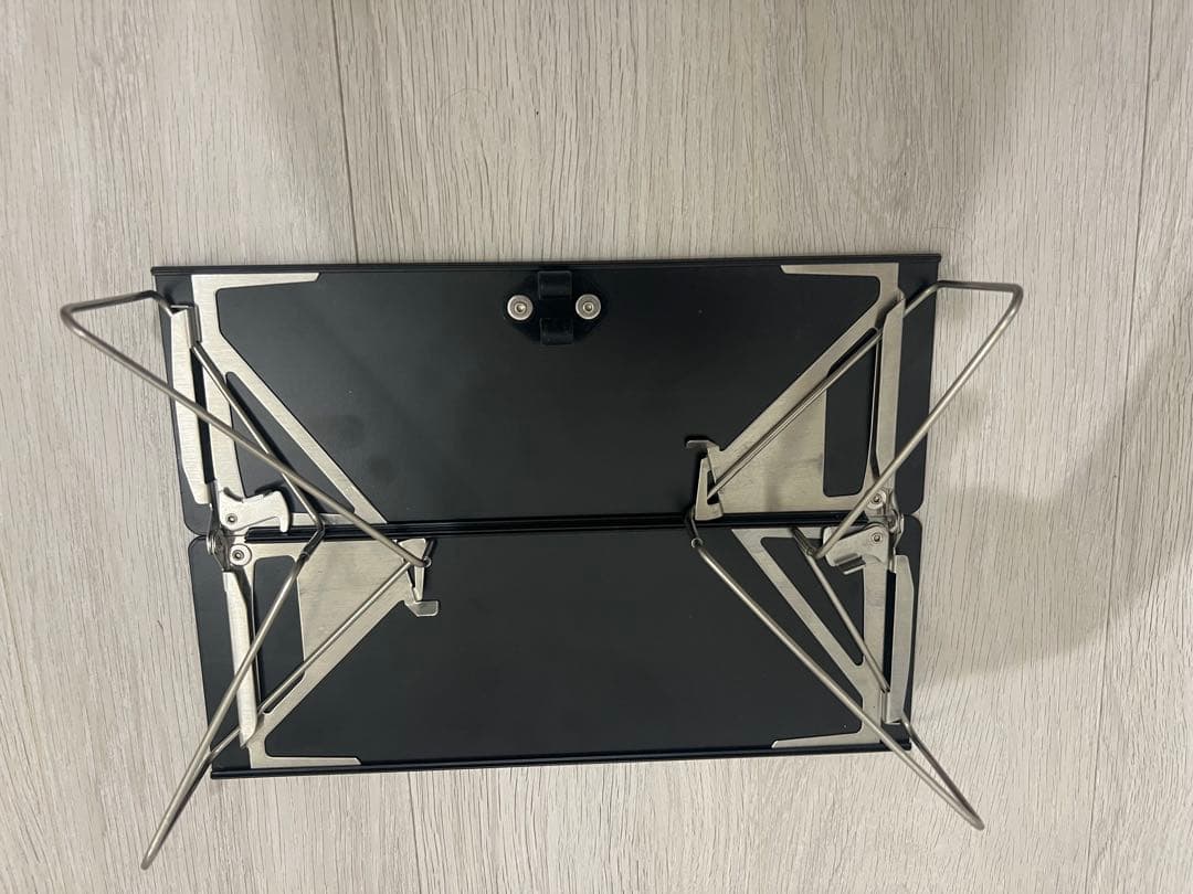 National Geographic 折りたたみテーブル 黒