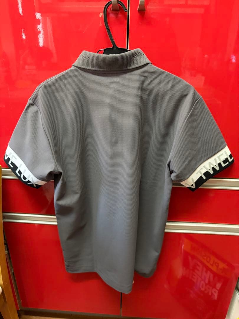 新品タグ付】V12 LUX ゴルフ ポロシャツ L グレー ヴィ・トゥエルヴ