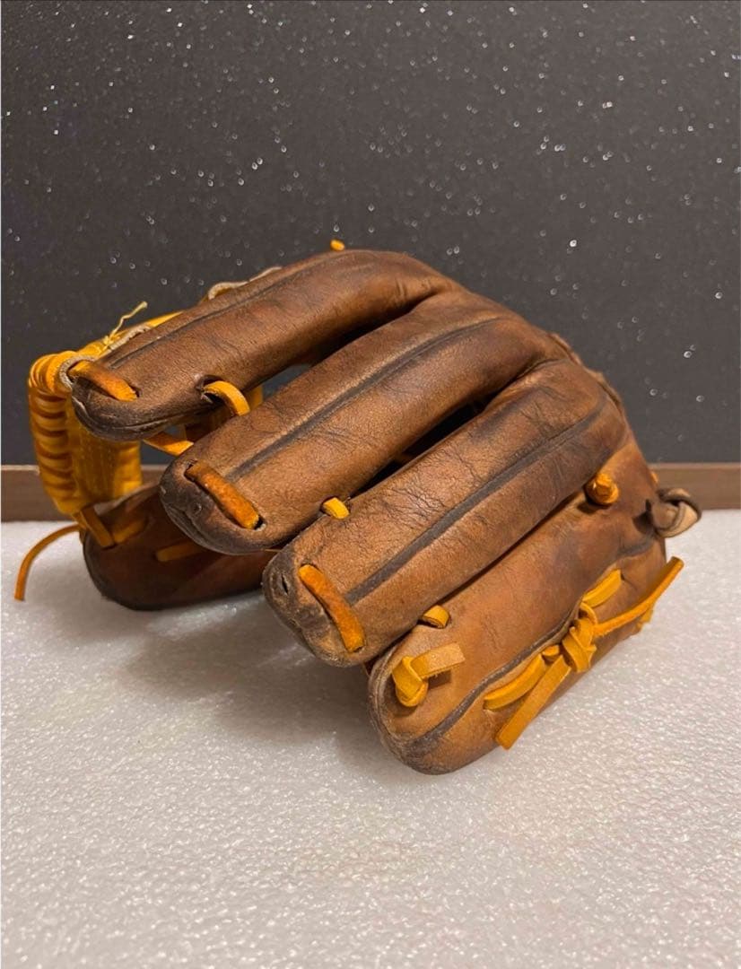 ★人気★即戦力★ ミズノプロ 硬式 内野手用 全紐交換済 ウェブ交換済