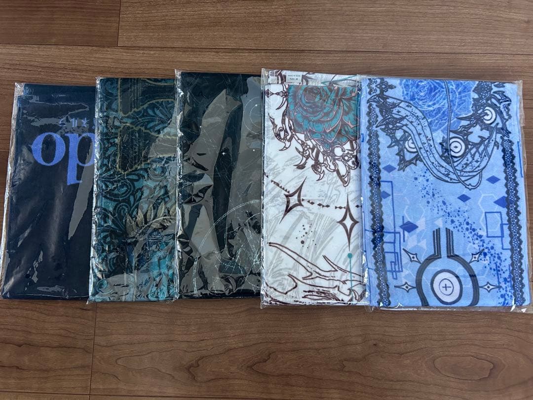 Ado マフラータオルセット