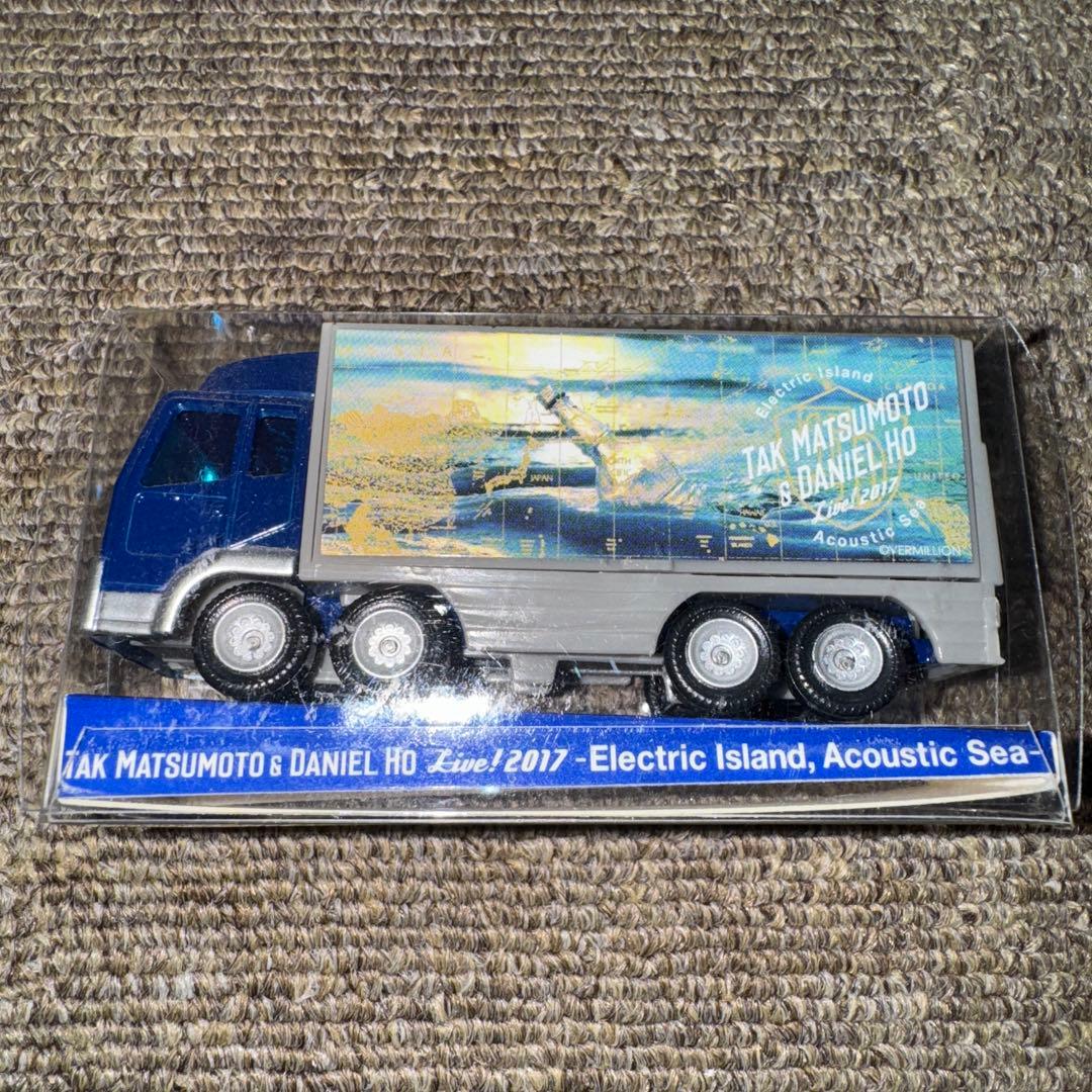 B'z TAK MATSUMOTO&DANIEL HO 2017 ツアートラック