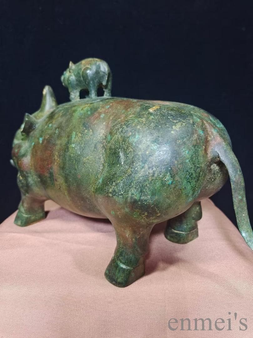 中国古美術【猪尊】西周青銅器 盛酒器 礼器 骨董 純銅製 古美味 時代物 置物