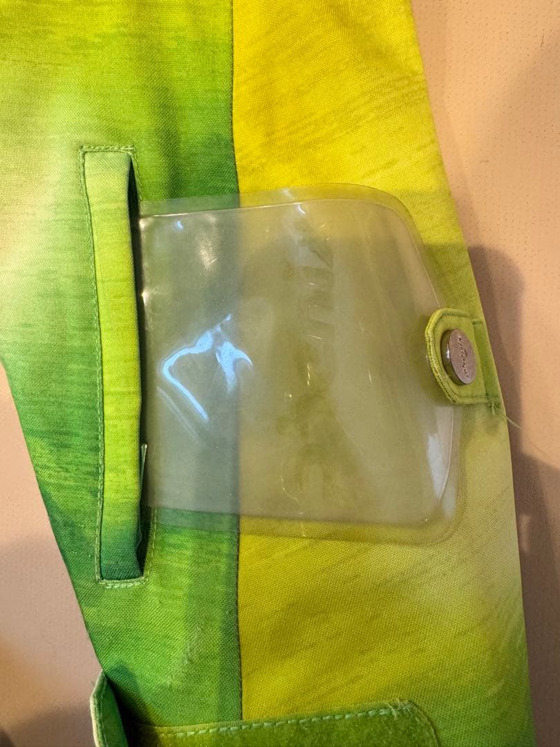 スキーウェア グリーン/イエロー 取り外しフード