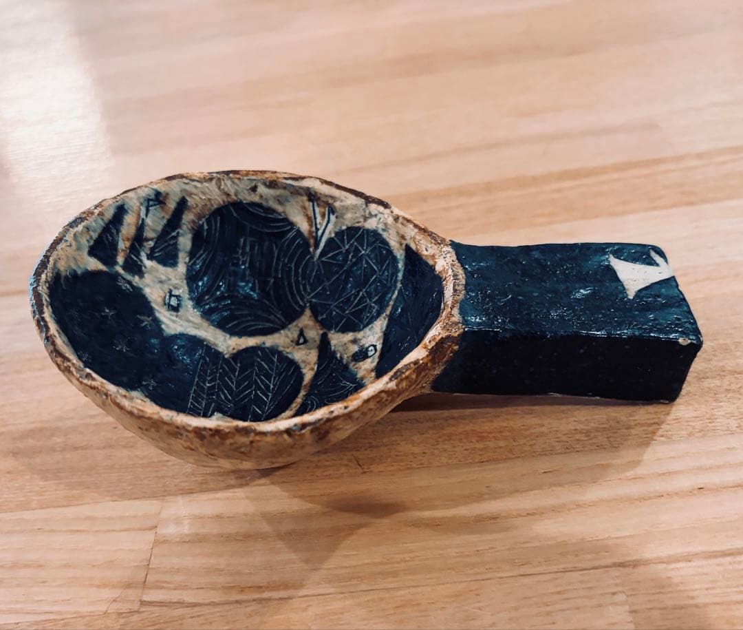 青木寿美子　持ち手付き陶器皿　小鉢