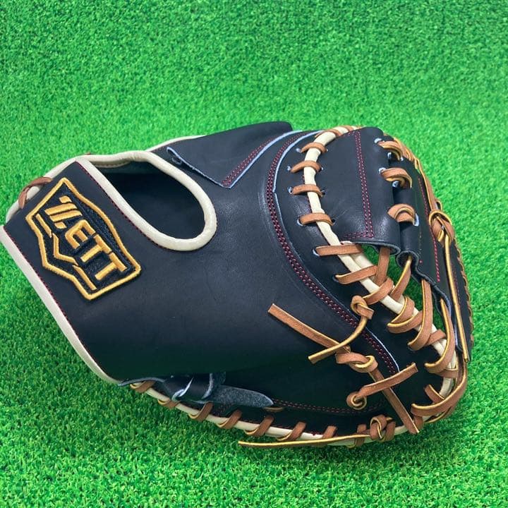 ZETT ゼット捕手 硬式キャッチャーミット 硬式野球　グローブ　右投げ 670