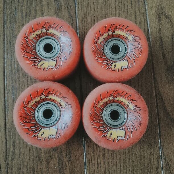 すぐ始めれる！スケボーセット！！スケシュー付き