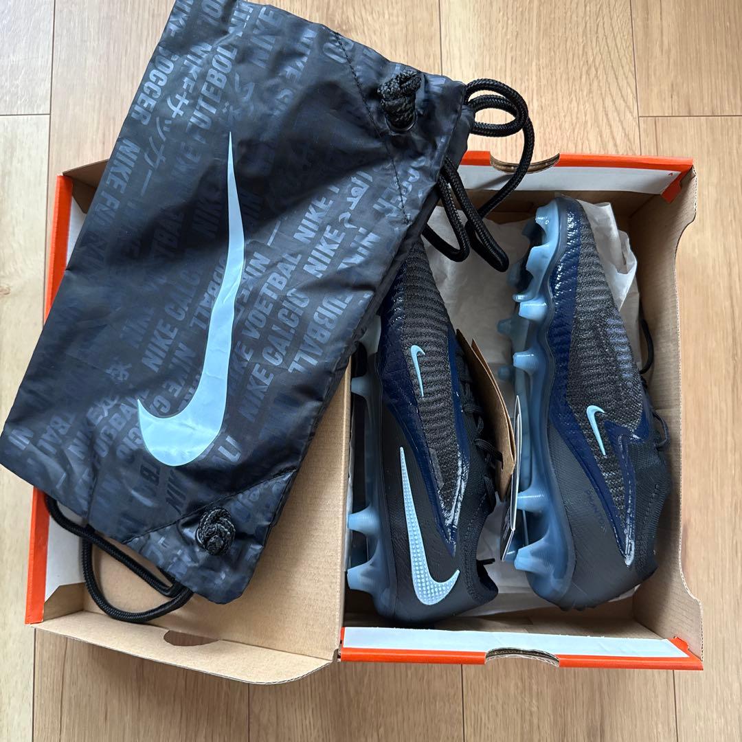 新品未使用　Nike ファントム 6 LOW エリート FG 25.5㎝