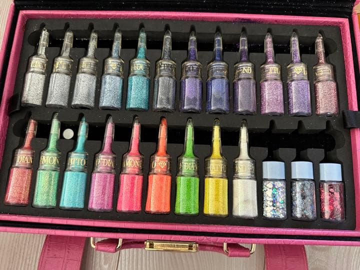 ボディージュエリー【美品グリッター65色＋ステンシルシール＋筆＋リムーバーセット