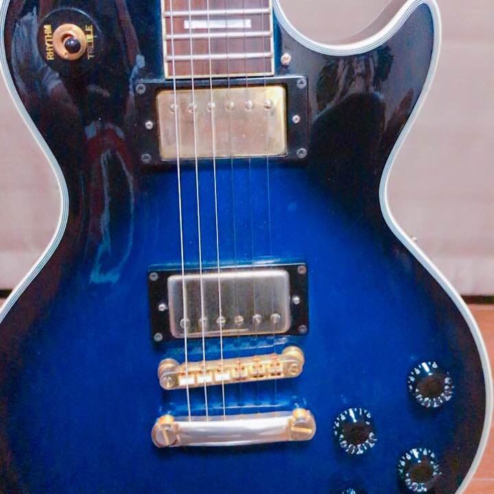 値下げ中・青のレスポール【送料無料】+付属パーツ有り