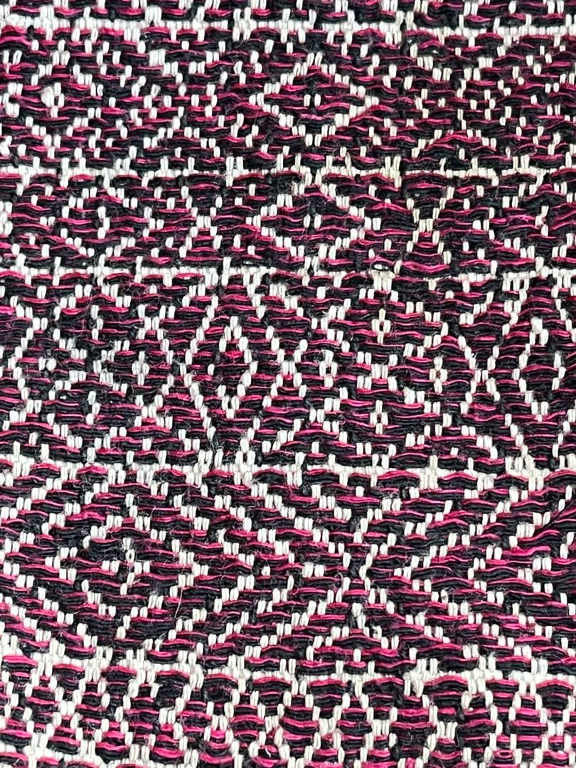 ミャンマー(旧ビルマ) チン族　片面縫い取り織り　肩掛け布　①