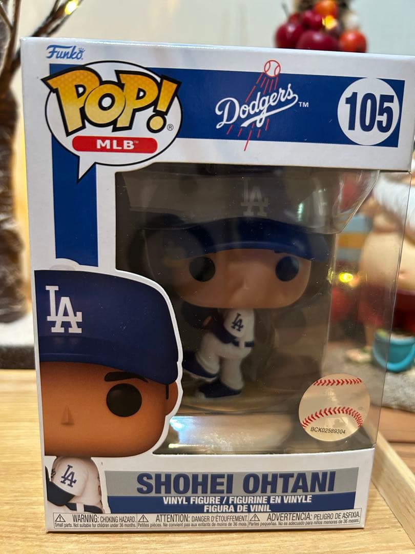 大谷翔平Funko フィギュア& toppsベースボールカード（ケース入）