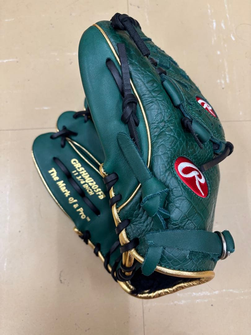 ローリングス　左　投手用　軟式グローブ