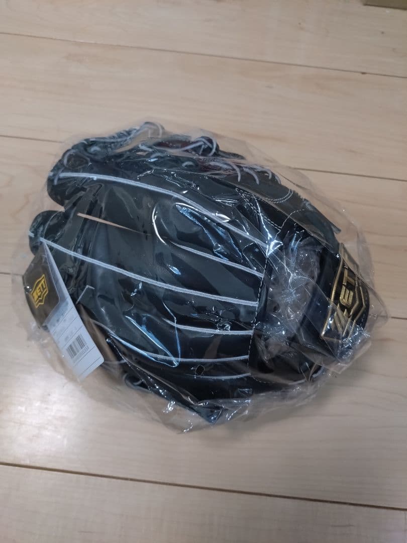 ZETT硬式野球グローブ 内野用（遊撃・２塁）【新品未使用】