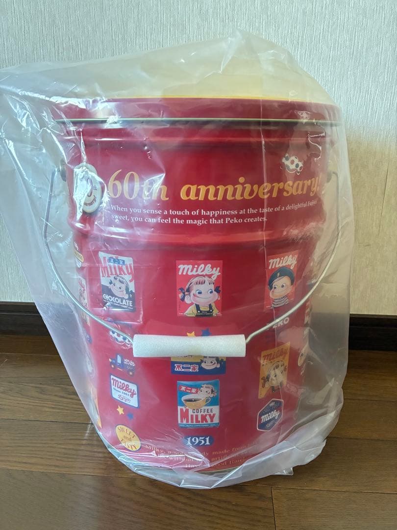 希少 不二家 ペコちゃん ポコちゃん　スツール缶　ペール缶　バケツ缶　収納箱　赤