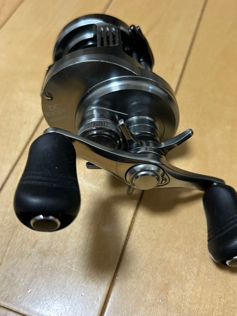 シマノ　20カルカッタコンクエストDC 100HG