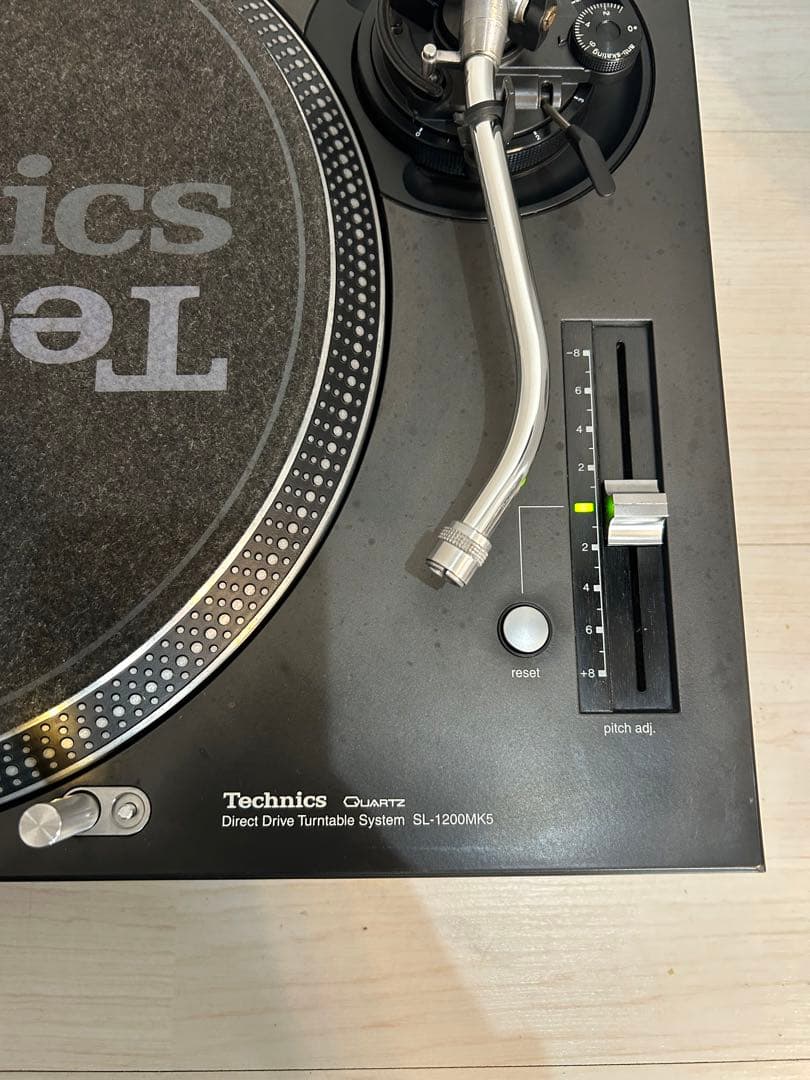 テクニクス SL-1200MK5 ターンテーブル