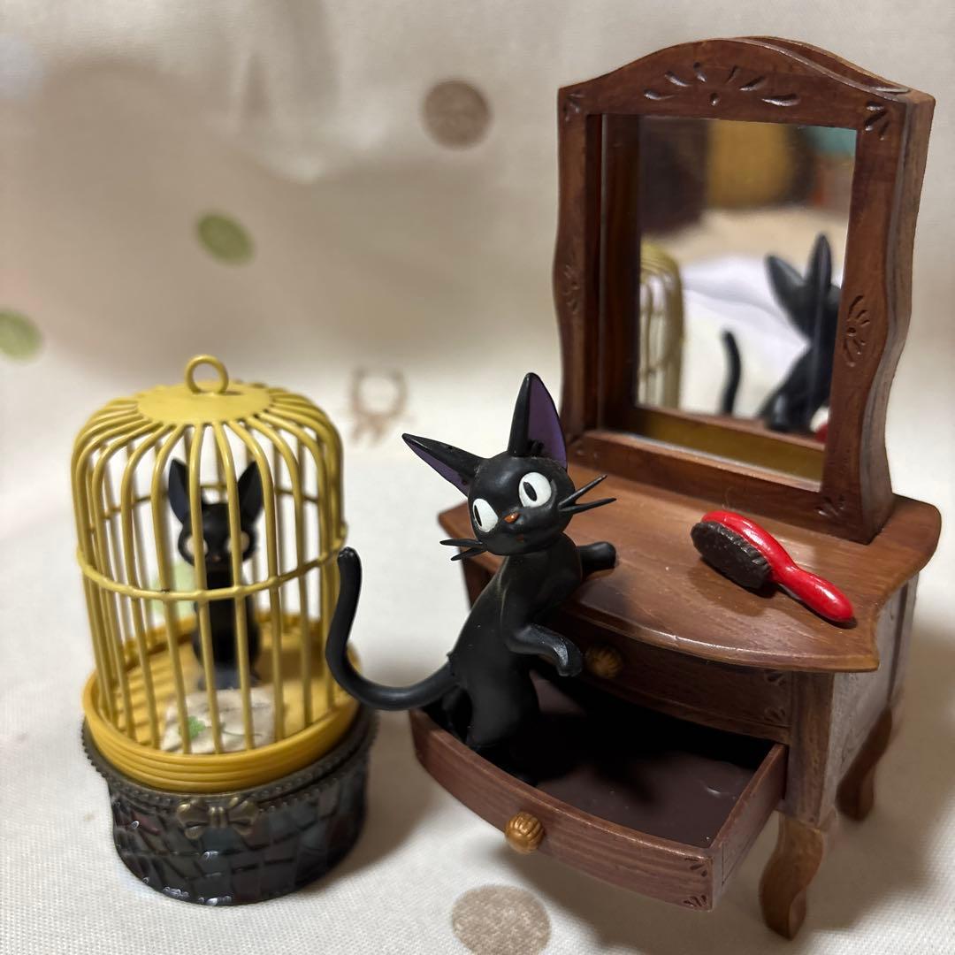 魔女の宅急便　カレンダー　アクセサリー入れ