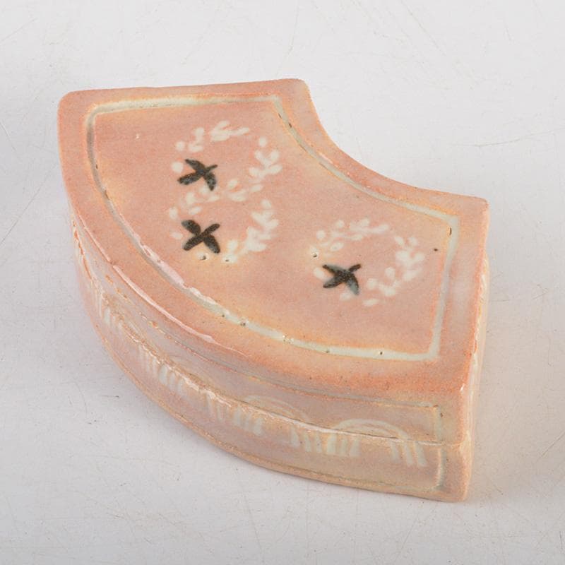 茶道具　八事窯　中村道年造　扇面香合　共箱　V　6353