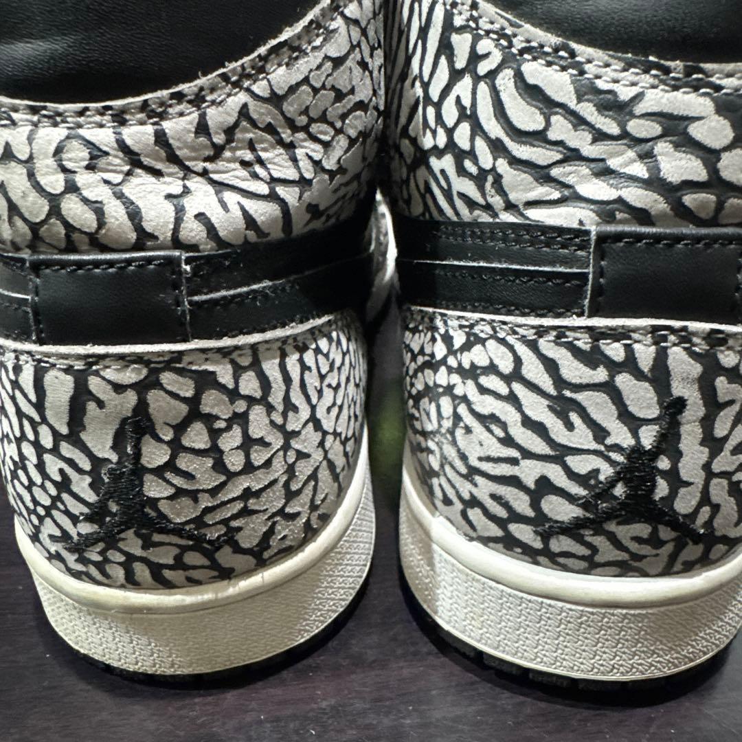 最安✨希少✨AirJordan 1 Retro High \"Un-Supreme