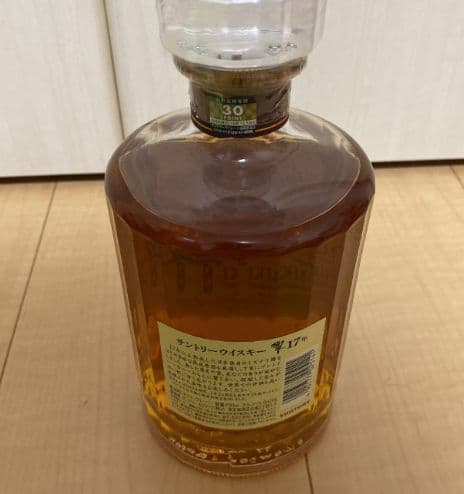 サントリー 響 17年　700ml