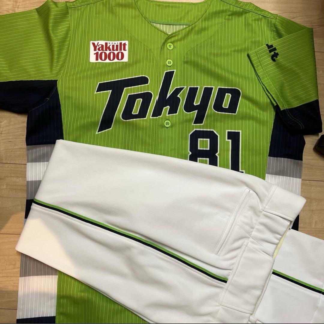 東京ヤクルトスワローズ　佐藤真一コーチ　ユニフォーム上下