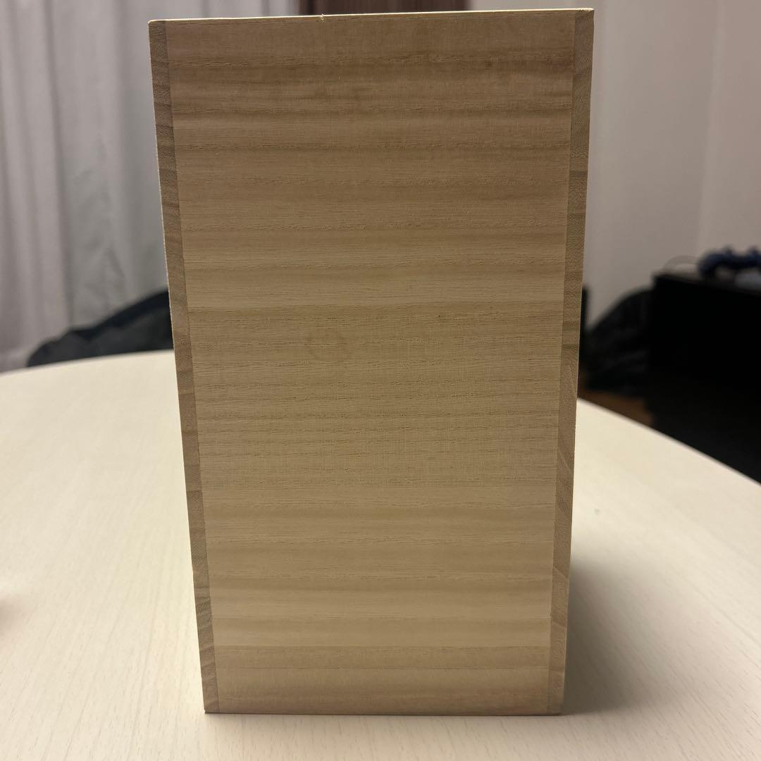 ウイスキー空瓶　響、白州、マッカラン、山崎