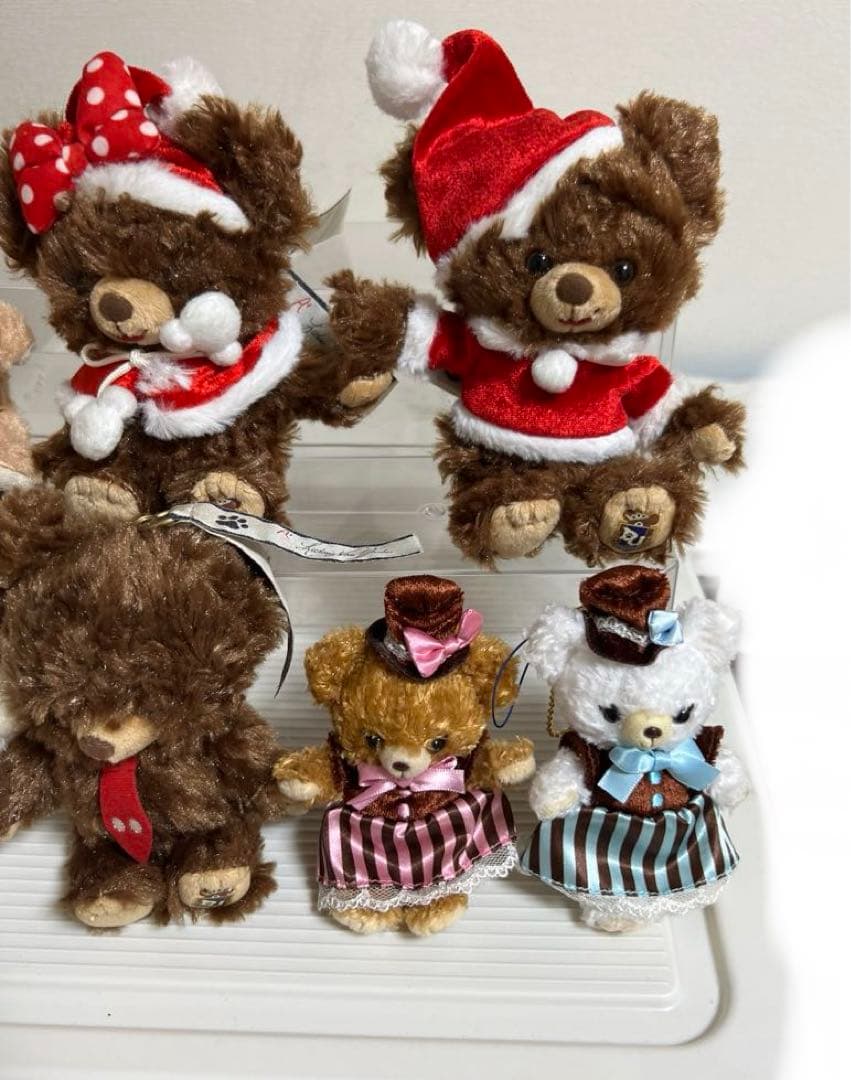 ユニベアシティーのぬいぐるみストラップ、クリスマス