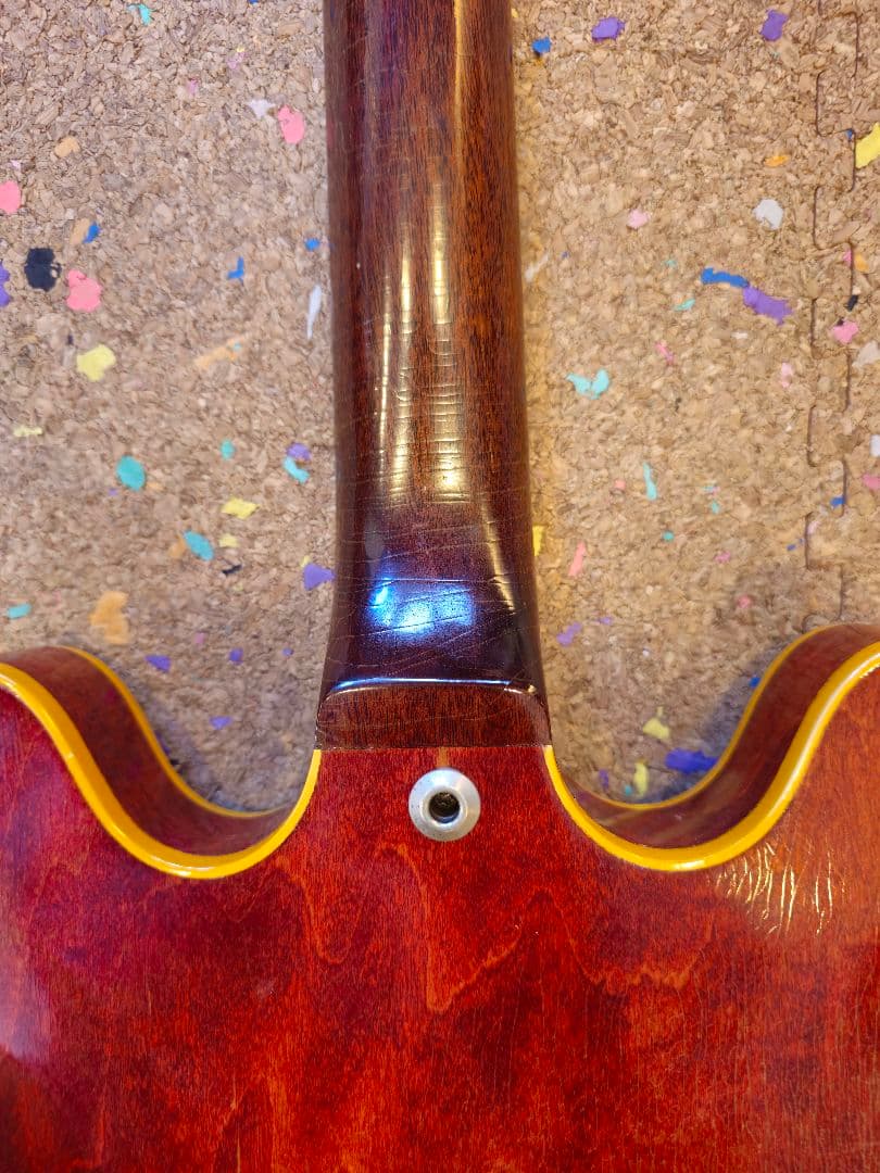 ヴィンテージGibson1970−72年製 ES-335TDCハードケース付き