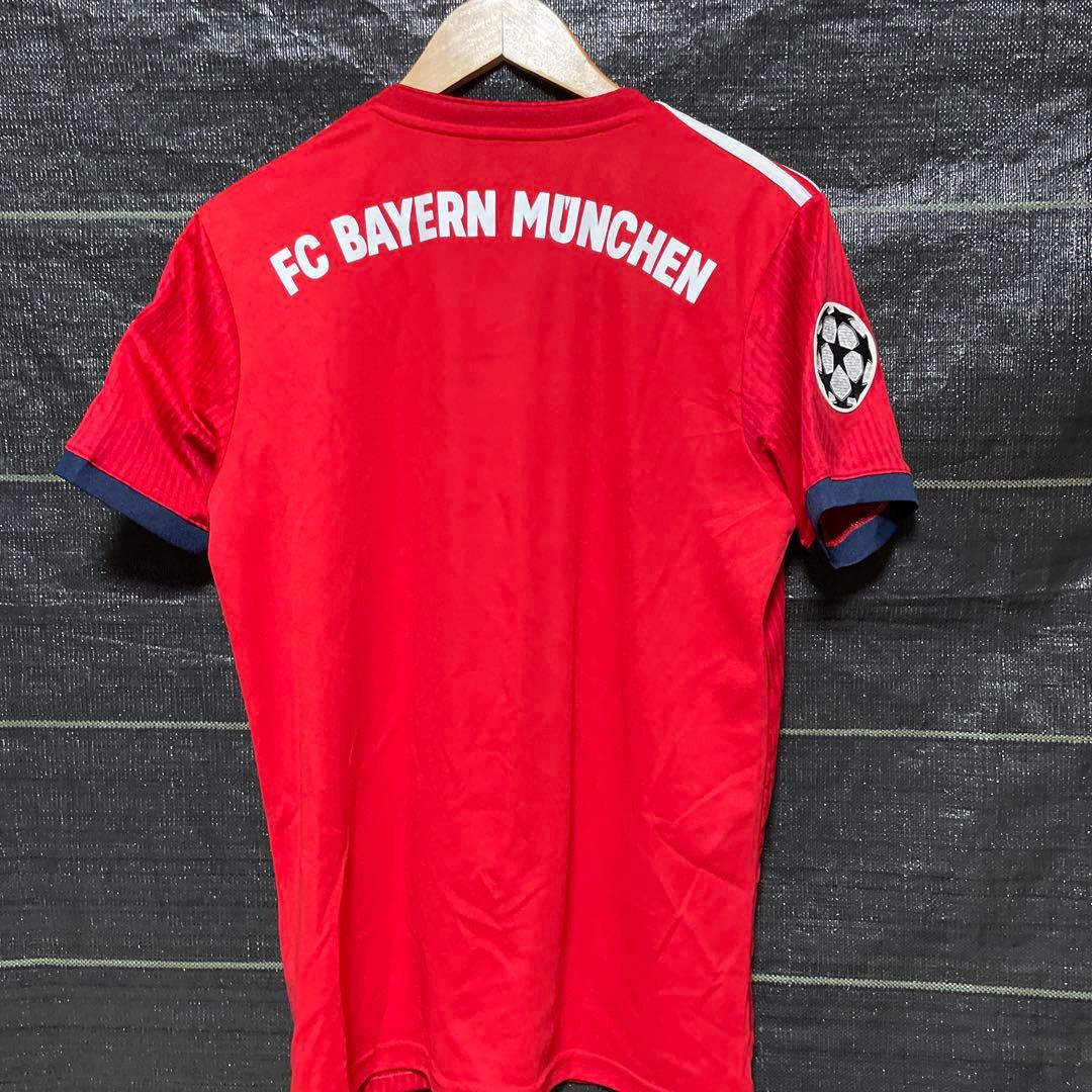 FC Bayern München adidas シャツ Mサイズ 赤