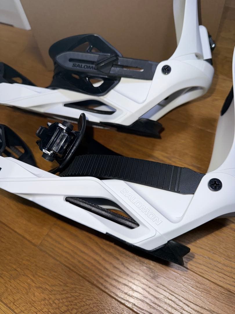 SALOMON スノーボードビンディング rhythm ホワイト L