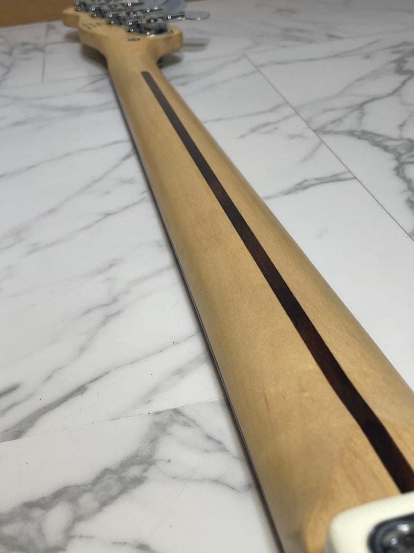 【期間限定】Fender Squier Mike Dirnt PB エレキベース