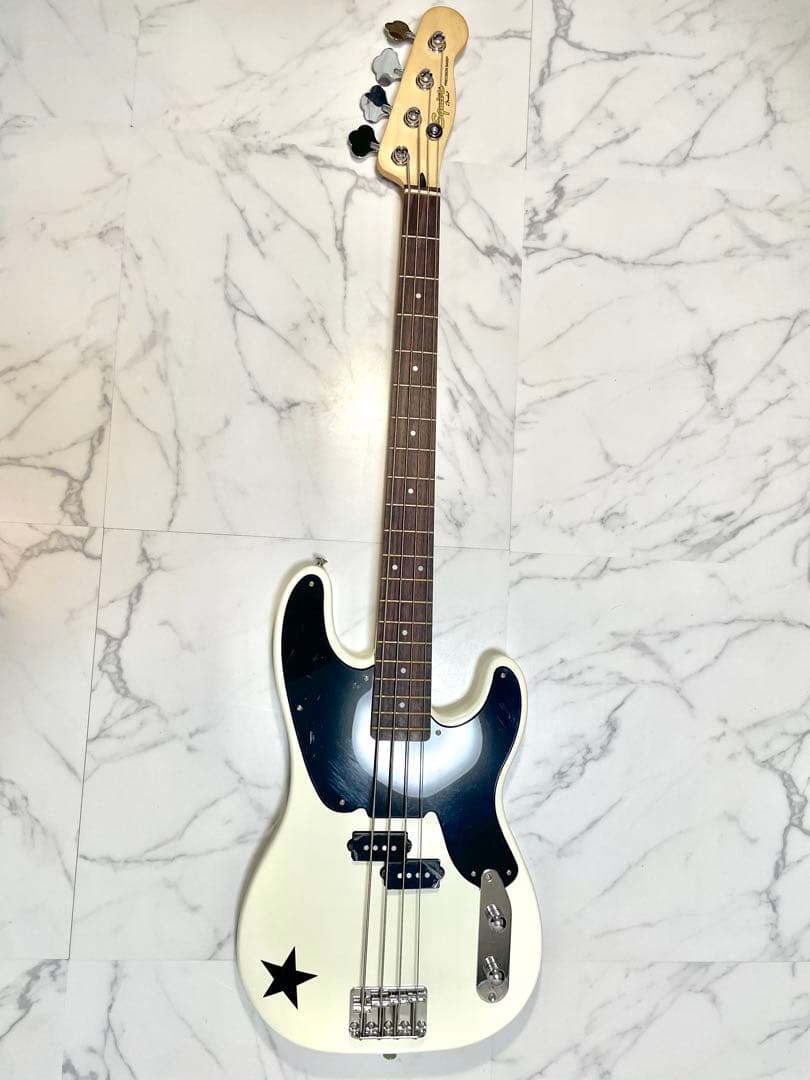【期間限定】Fender Squier Mike Dirnt PB エレキベース