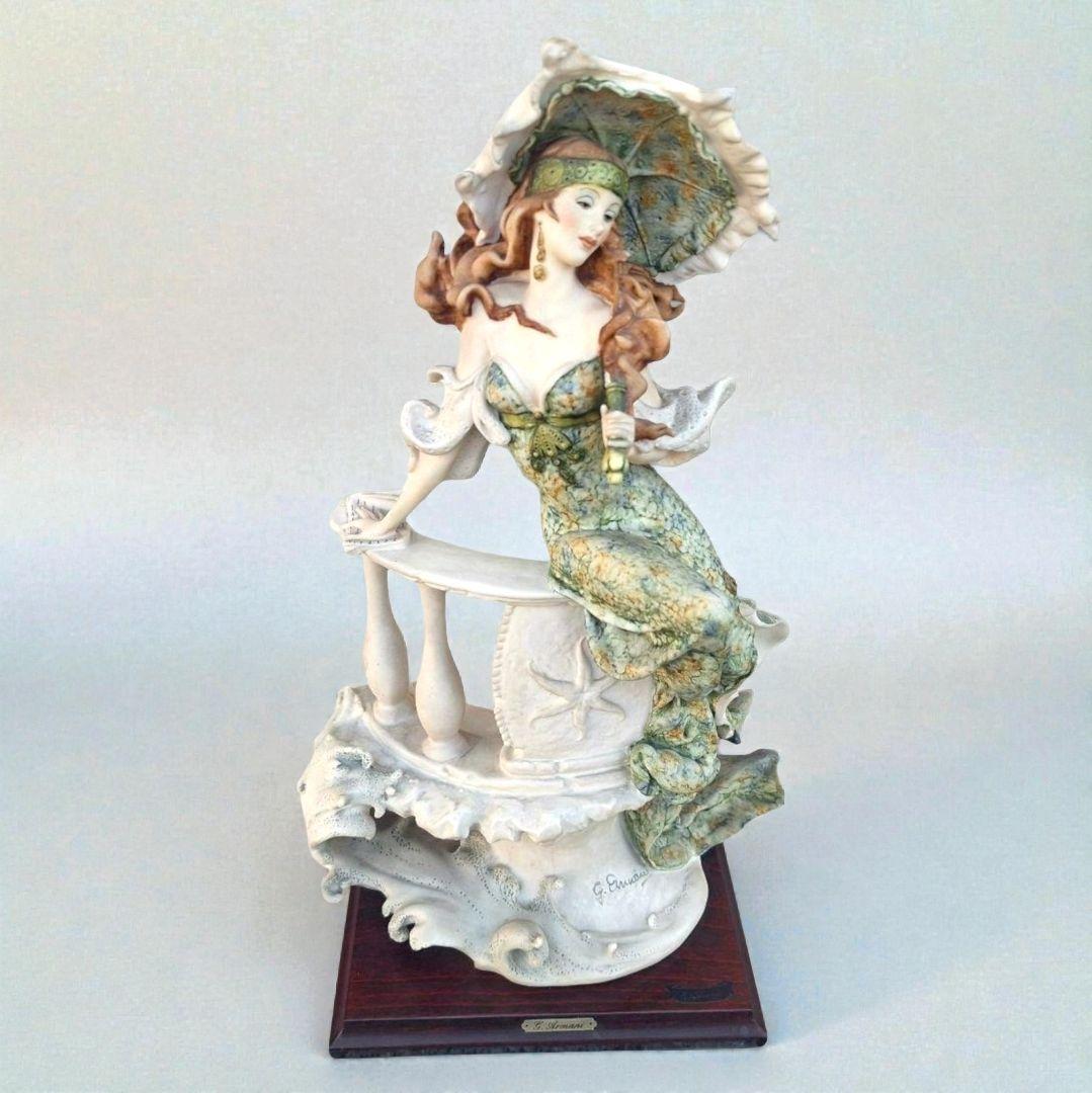 G Armani 1985 大型フィギュリン 女性像 Florence 傘欠け