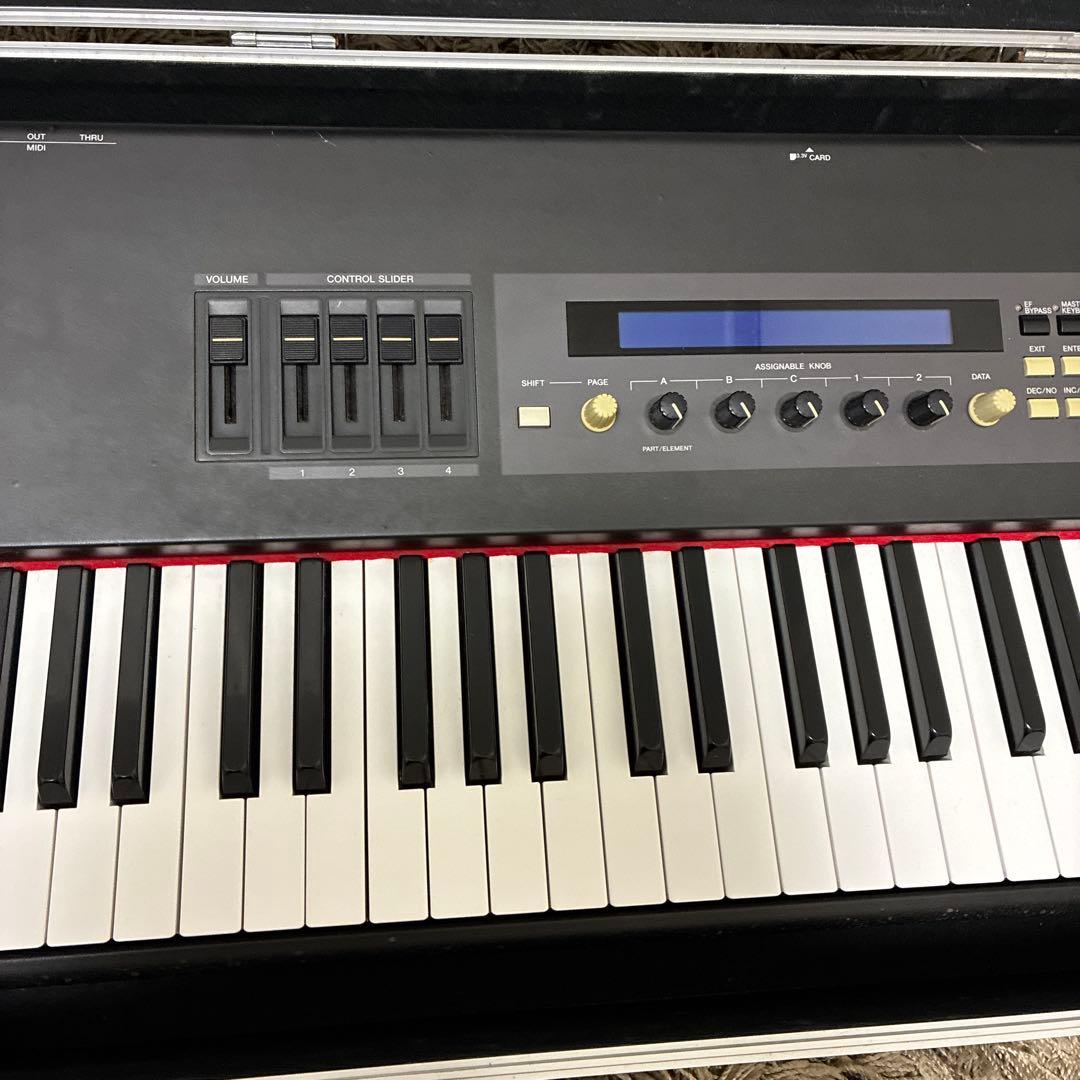 【88鍵シンセ】ヤマハS80 シンセサイザー 88鍵 ピアノ鍵盤ヤマハのケース付