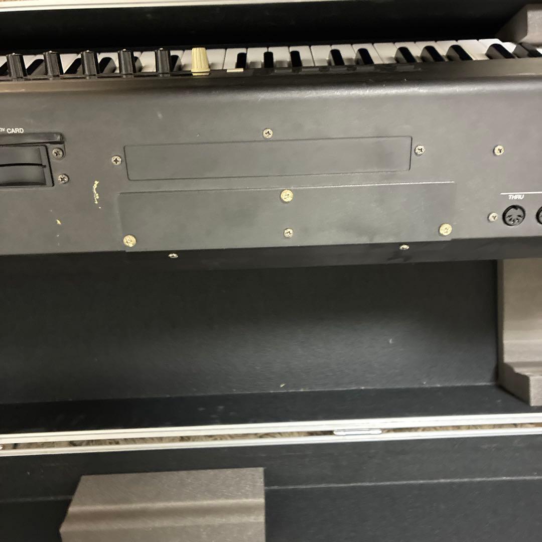 【88鍵シンセ】ヤマハS80 シンセサイザー 88鍵 ピアノ鍵盤ヤマハのケース付