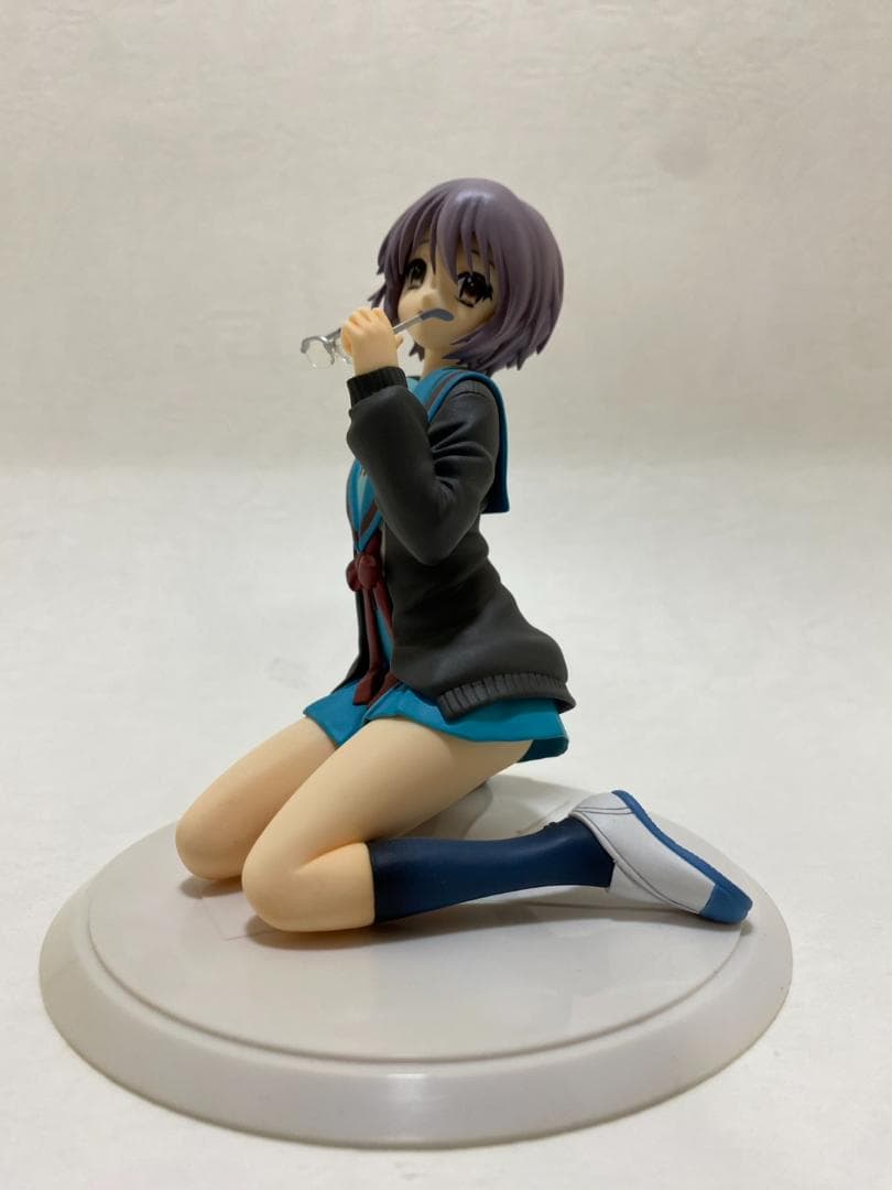 長門有希 制服Ver. 1/8スケールフィギュア